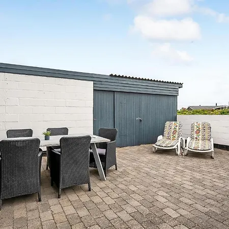 4 Bedroom Lovely In Ringkbing